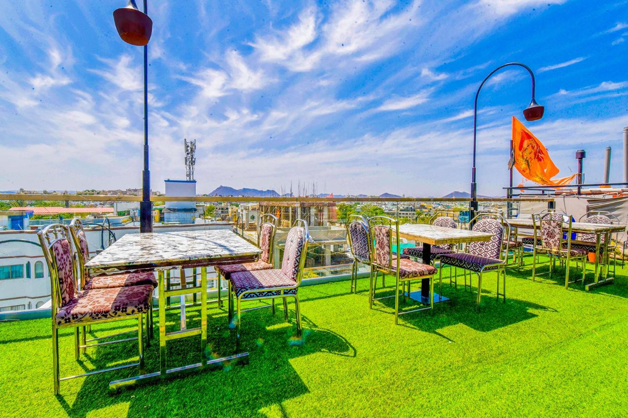 Fabhotel Naivara Boutique Удайпур Екстер'єр фото