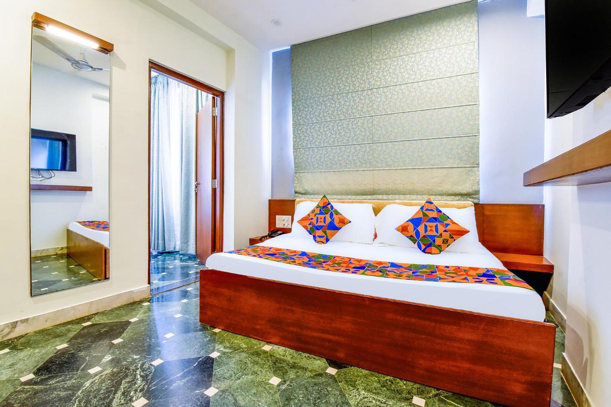 Fabhotel Naivara Boutique Удайпур Екстер'єр фото